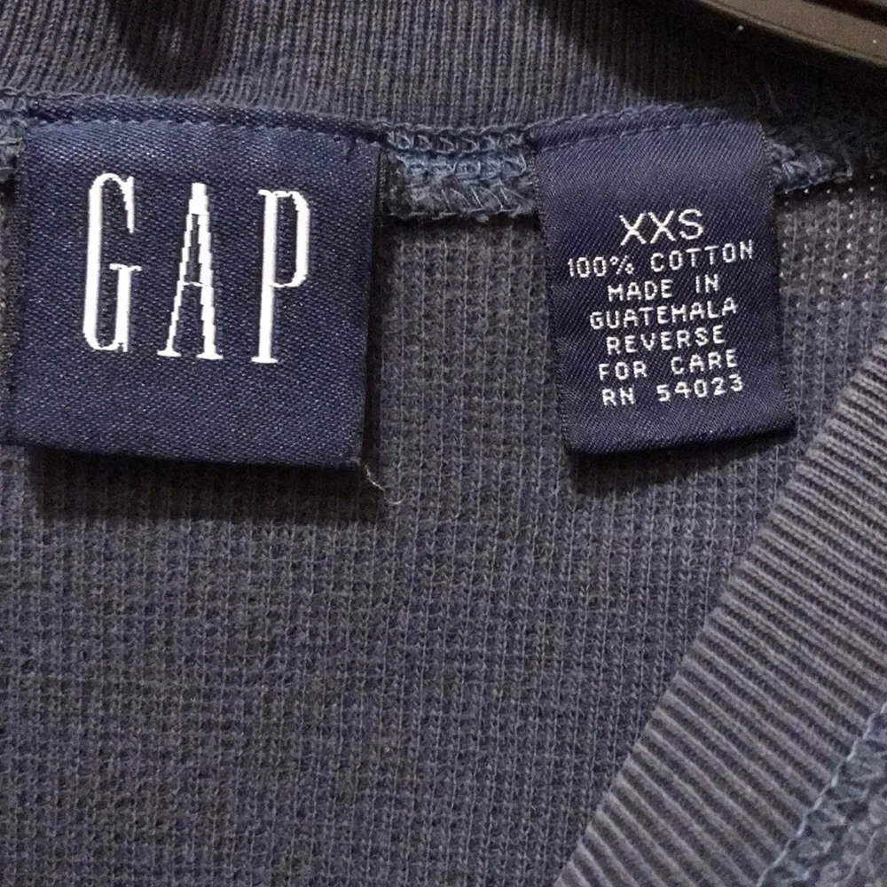 Boy’s size 4T thermal shirts x 2 Gap Circo blue gray cotton waffle weave CHILLIN